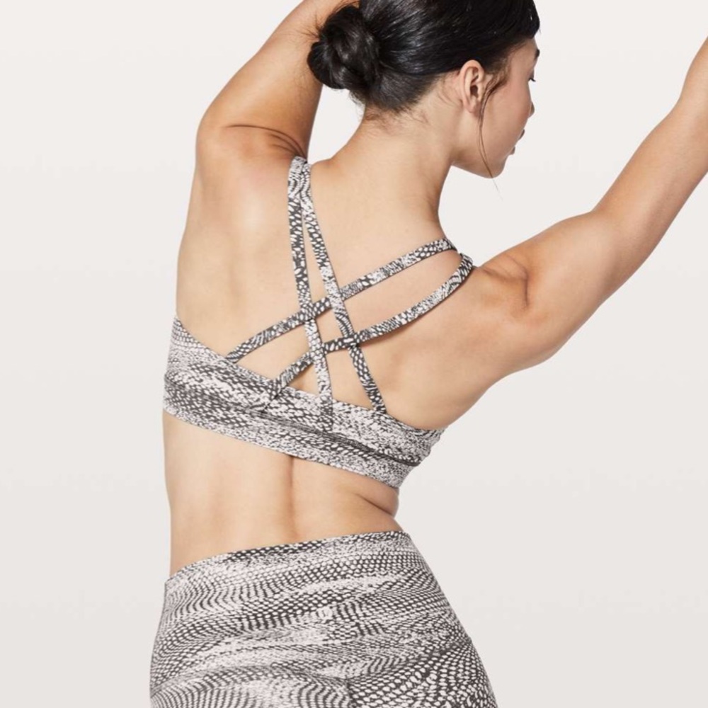 Lululemon Energy Bra snake print Swerve Vapor Metal Gray